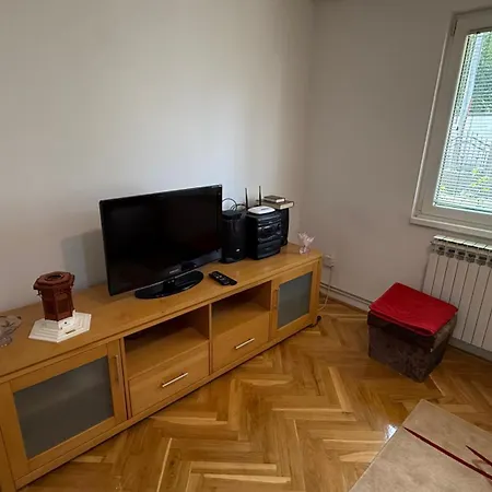 Apartment Omar *